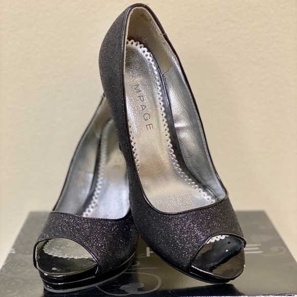 Rampage Women's 'Gracee' High-Heel Platform Pump - Picture 1 of 5